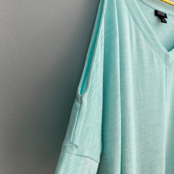 A.N.A. MINT BLOUSE WITH V-NECK AND COLD SHOULDERS - Picture 3 of 6